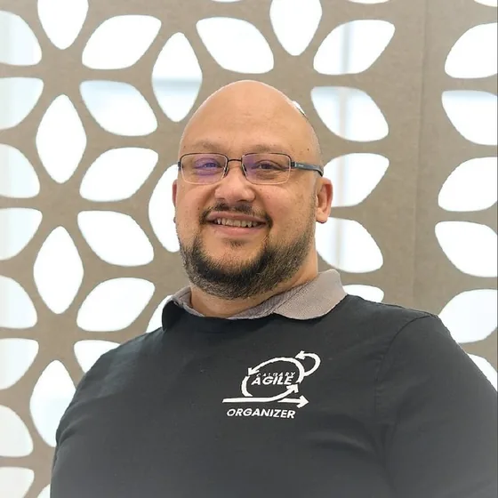 Daniel Chow, American School of AI Certified Instructor